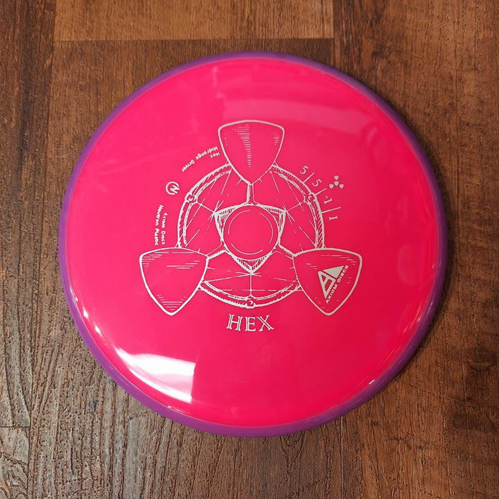 Axiom Neutron Hex 5/5/-1/-1